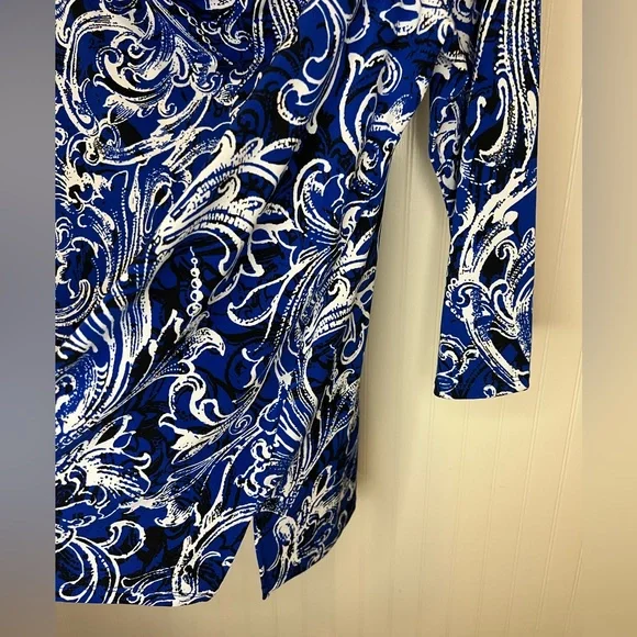 Dana Buchman Woman Blue & White Blouse Size 1X - Picture 5 of 7